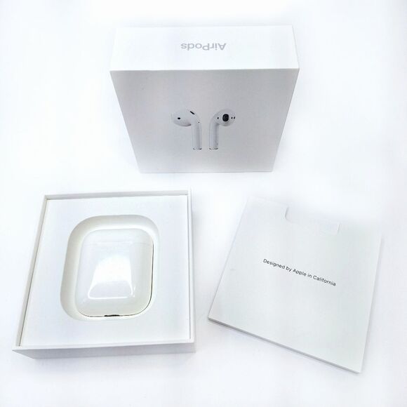 Apple AirPods 2nd Gen Replacement Charging Case w/ Box & Lightning Cable A1602 - Picture 4 of 6